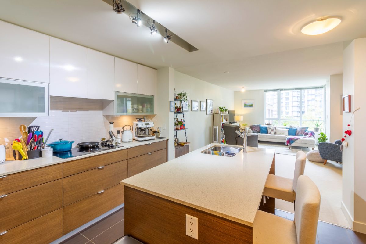 208 175 W 2nd St, North Vancouver 15