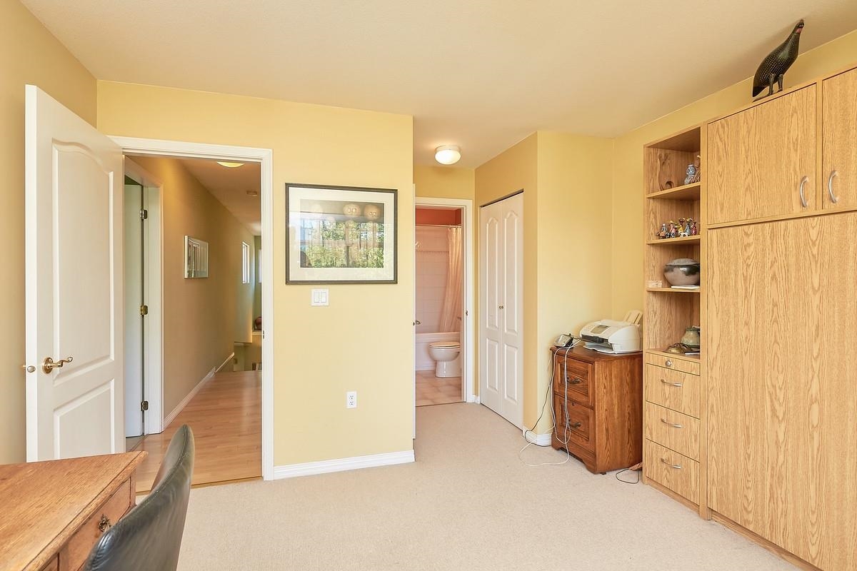 16 5201 Oakmount Crescent, Burnaby South 15