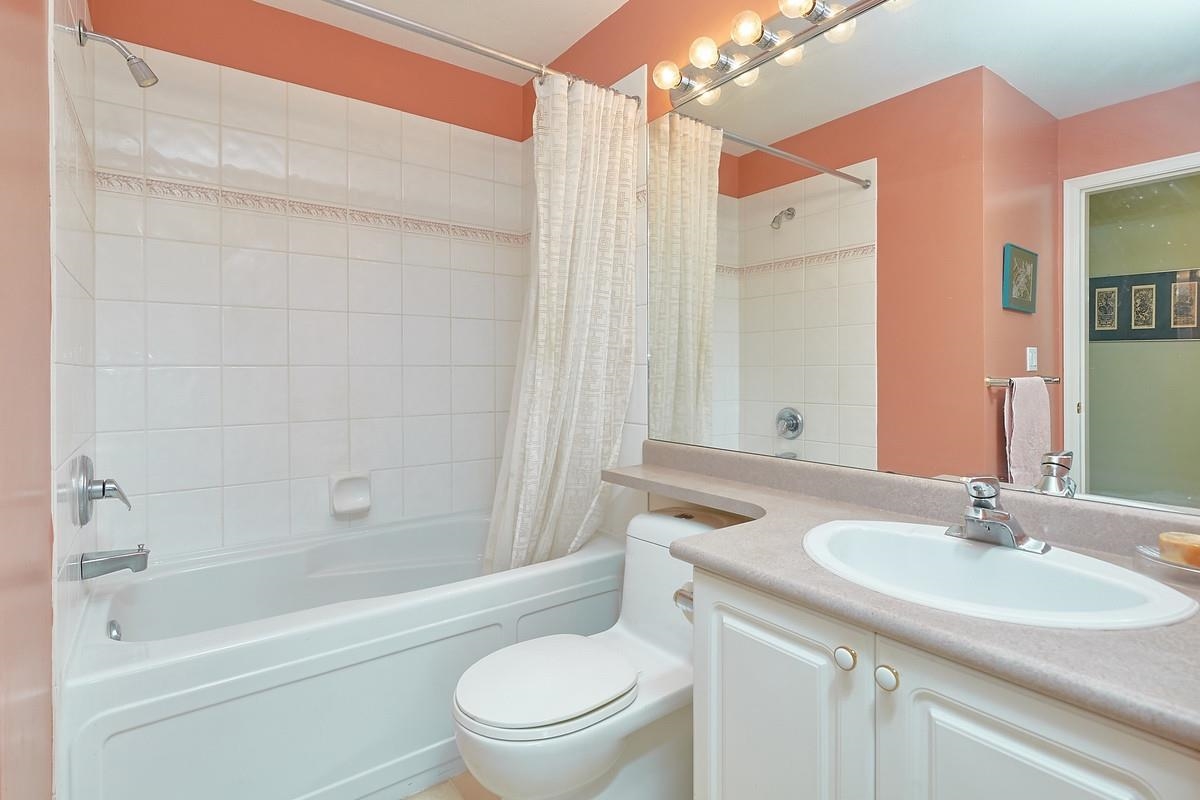 16 5201 Oakmount Crescent, Burnaby South 21