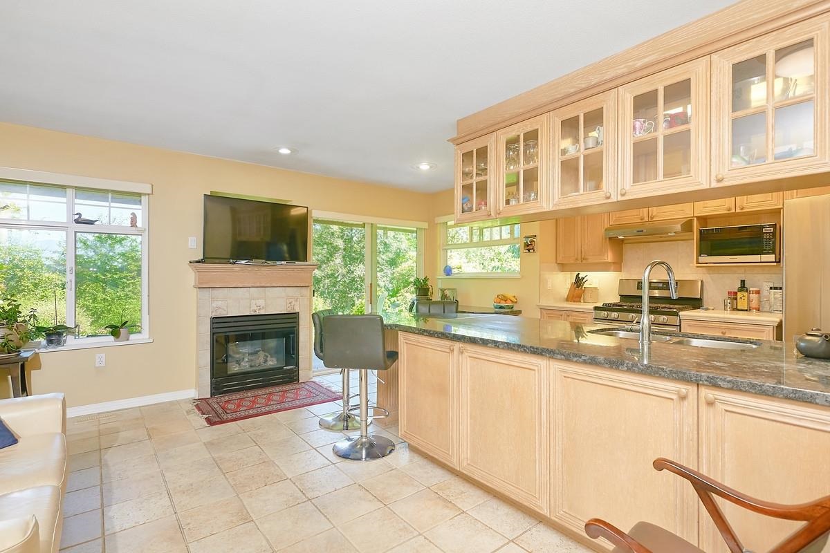16 5201 Oakmount Crescent, Burnaby South 8