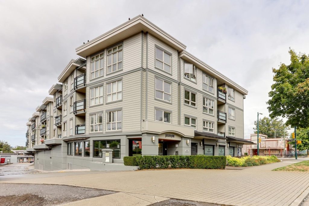 212 405 Skeena St, Vancouver East