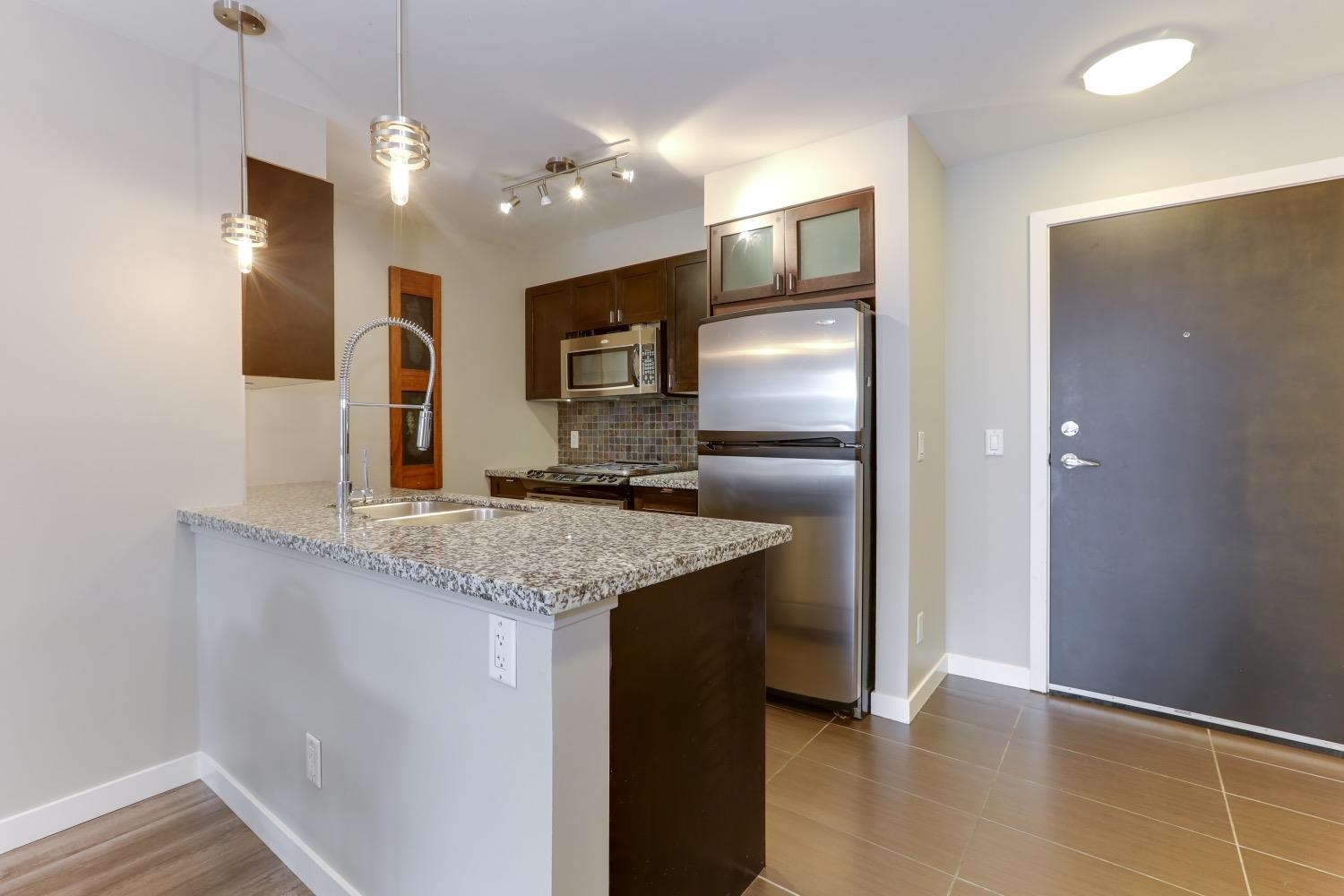 212 405 Skeena St, Vancouver East 3