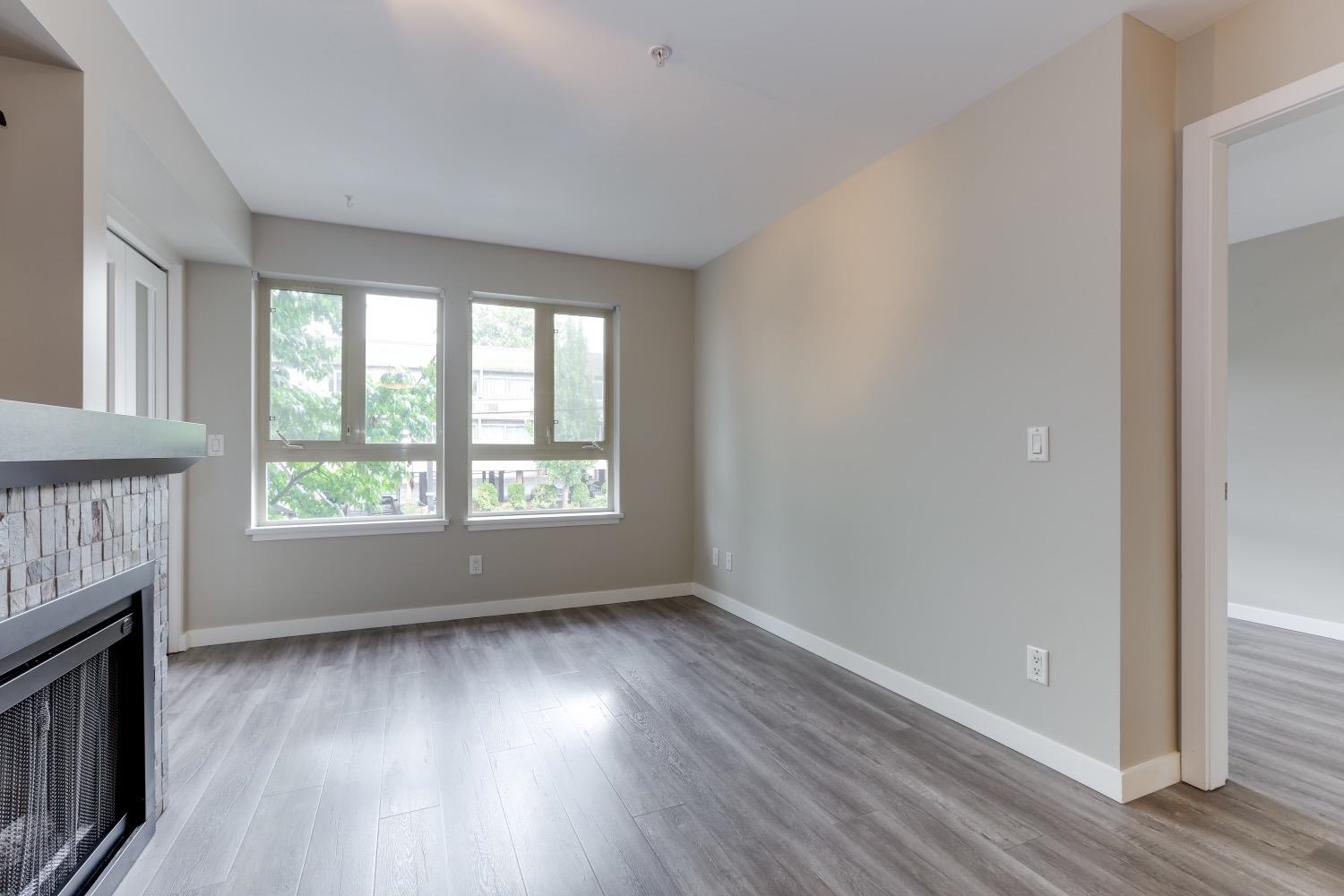 212 405 Skeena St, Vancouver East 9