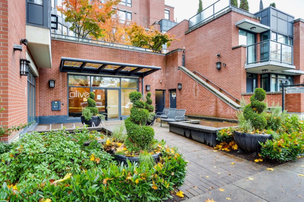 218 3228 Tupper St, Vancouver West