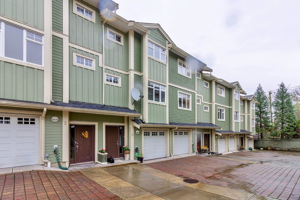 3 2039 CLARKE STREET, Port Moody