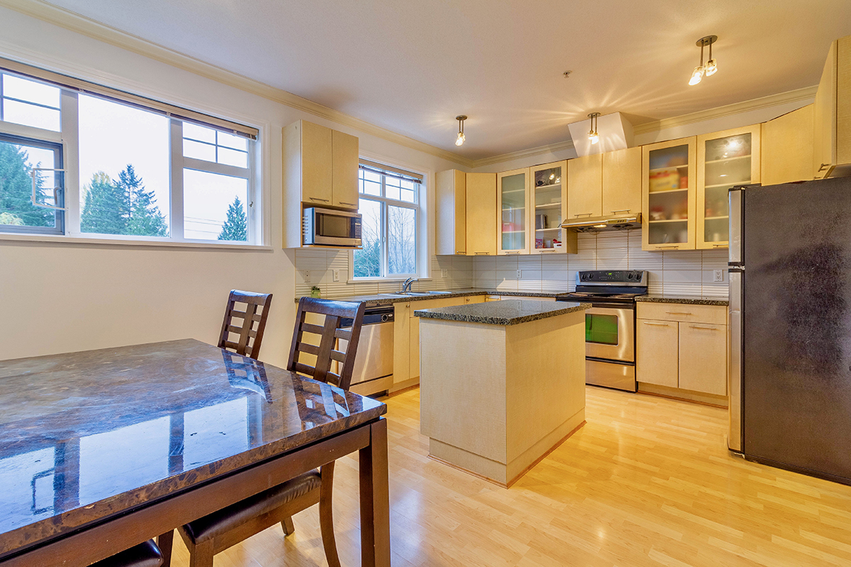 3 2039 Clarke Street, Port Moody 10