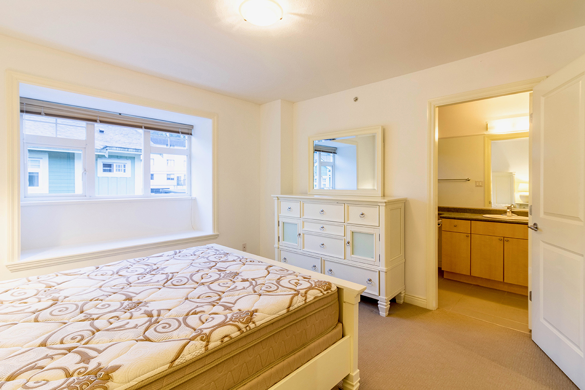 3 2039 Clarke Street, Port Moody 17