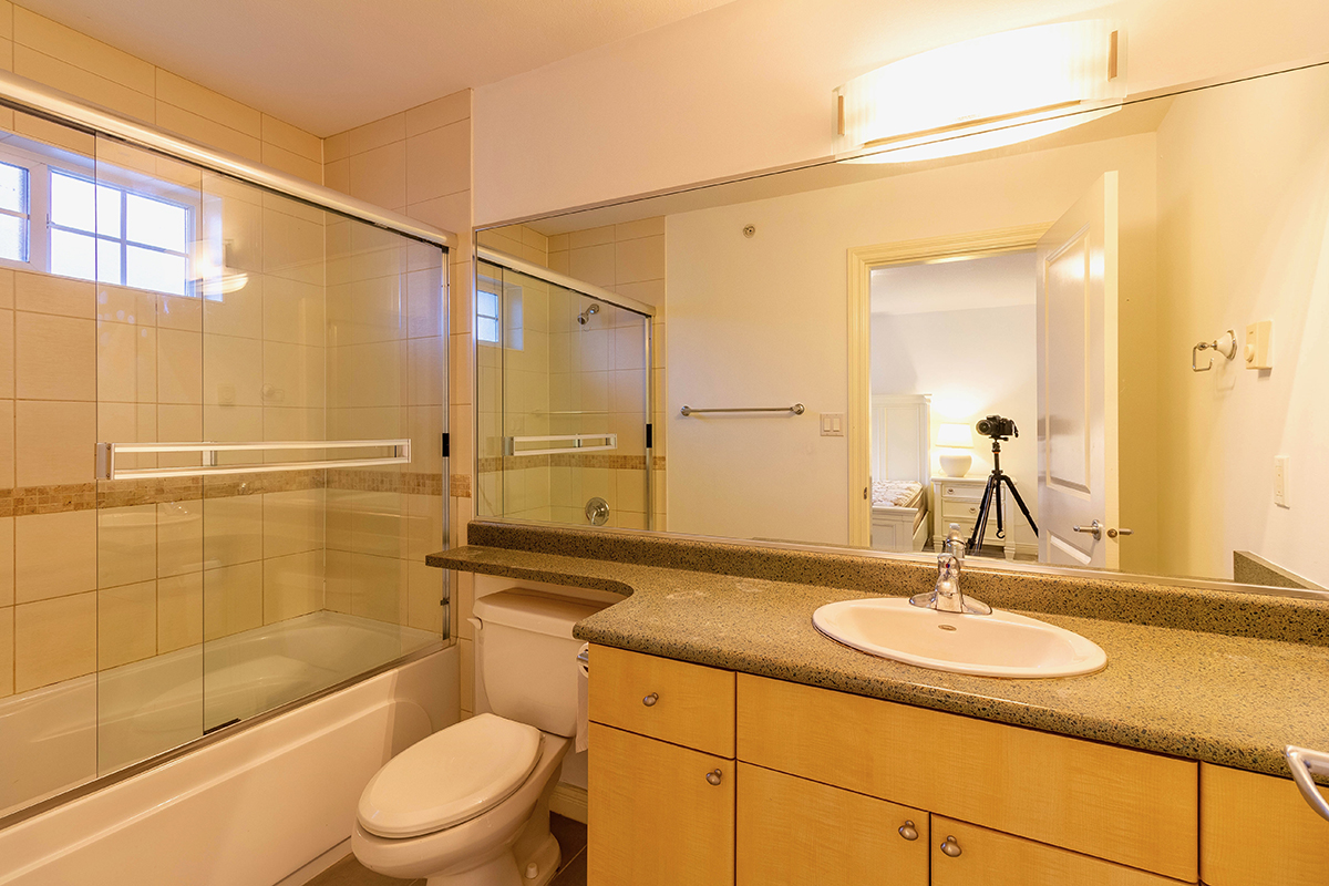 3 2039 Clarke Street, Port Moody 18