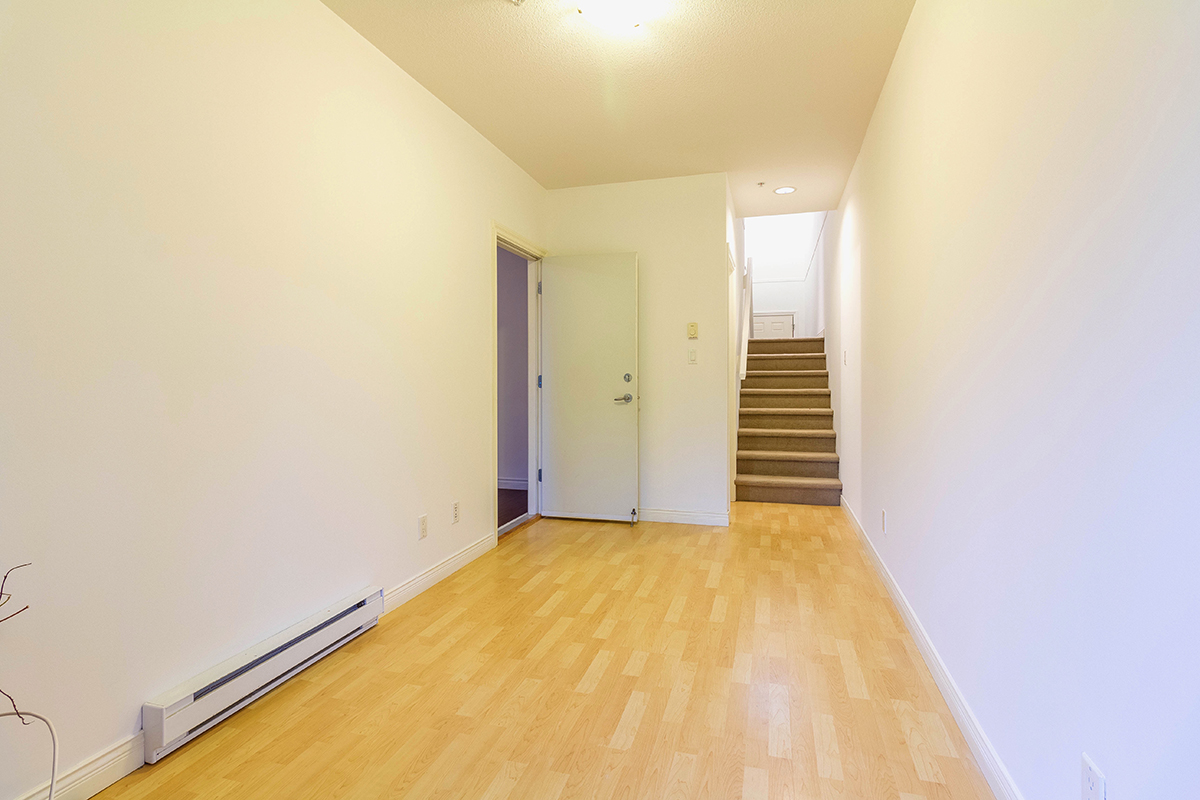 3 2039 Clarke Street, Port Moody 26