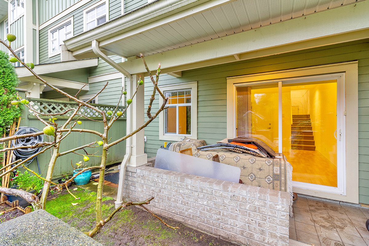 3 2039 Clarke Street, Port Moody 30