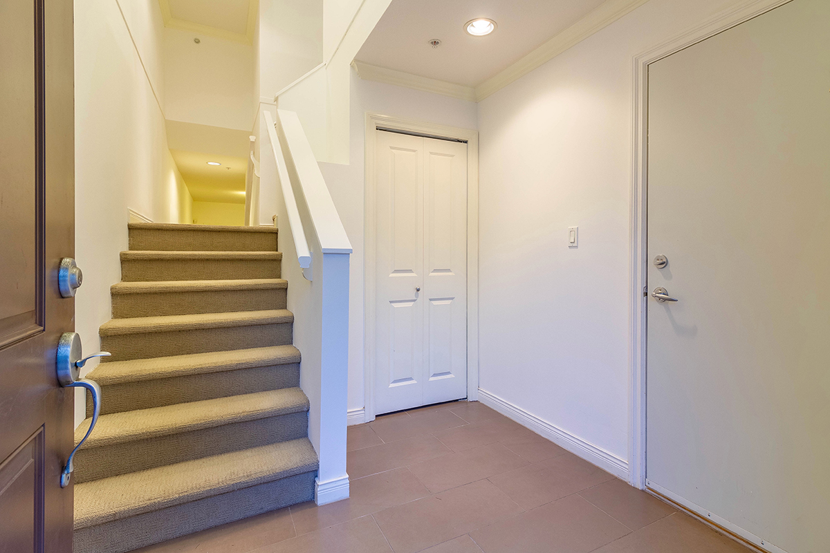 3 2039 Clarke Street, Port Moody 4