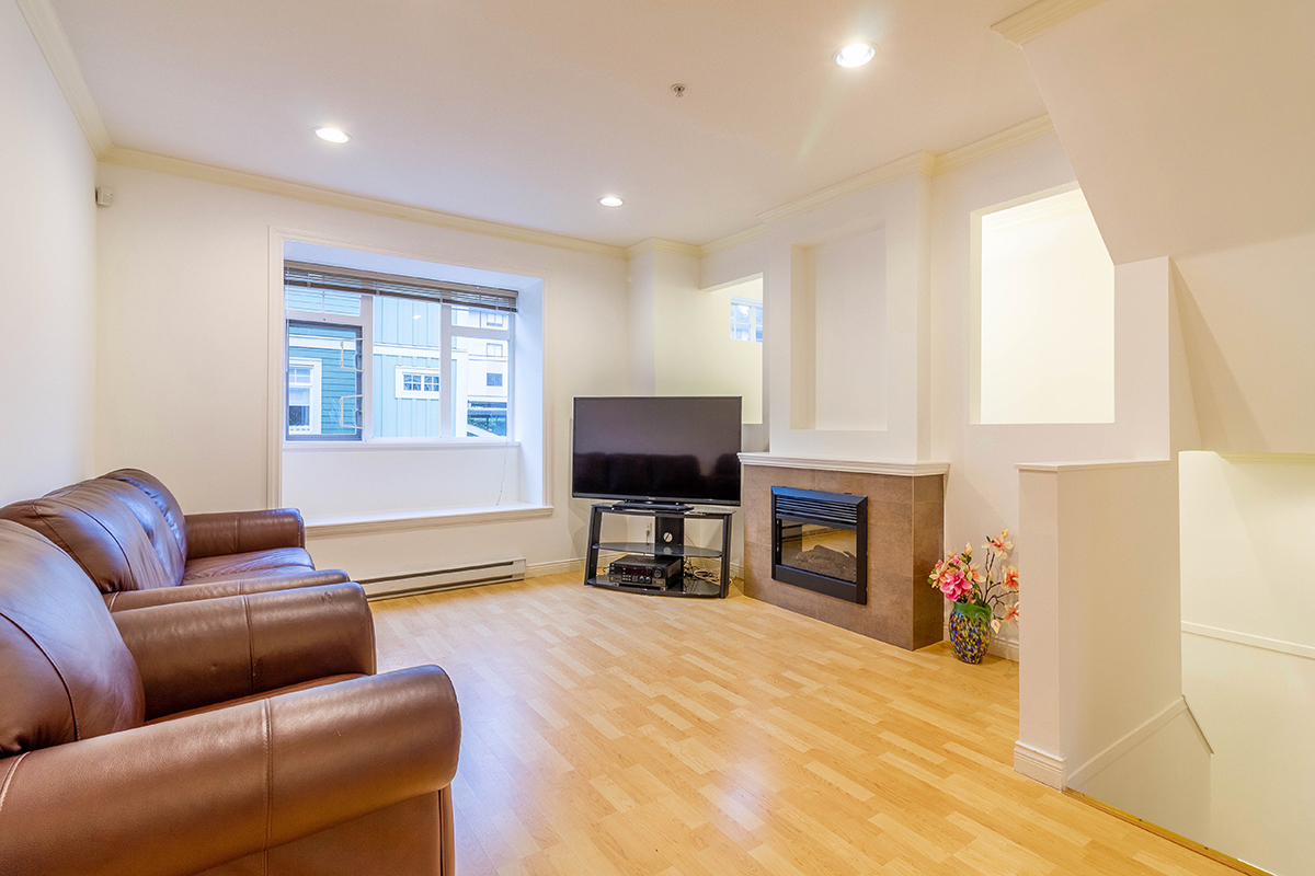 3 2039 Clarke Street, Port Moody 6