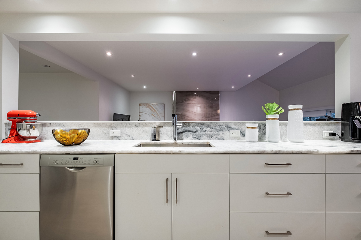 2808 E 7th Avenue, Vancouver East 13
