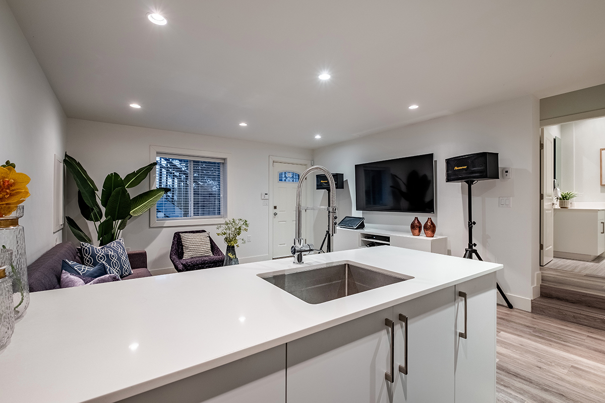 2808 E 7th Avenue, Vancouver East 34
