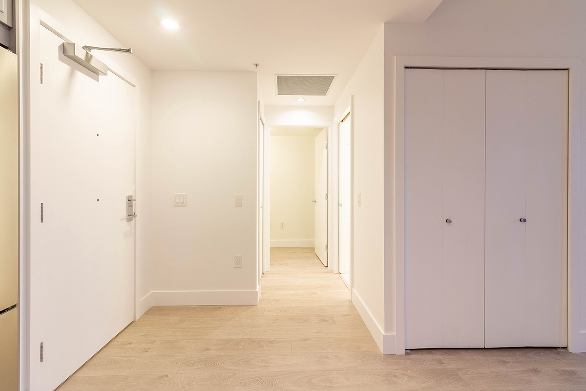 503 2455 Kingsway, Vancouver 17