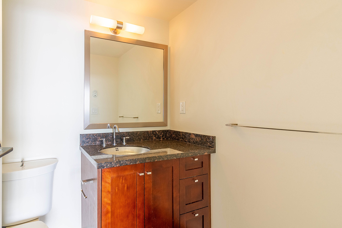 1304 1 Renaissance Square, New Westminster 12