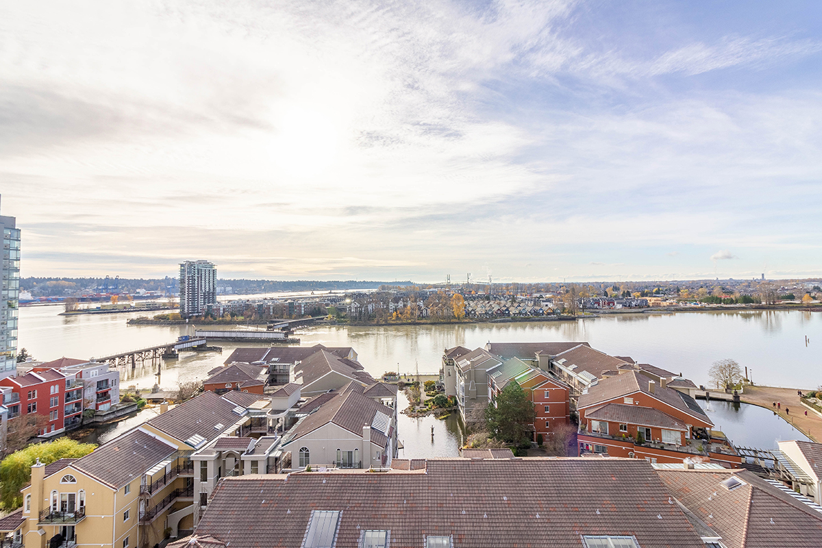 1304 1 Renaissance Square, New Westminster 20