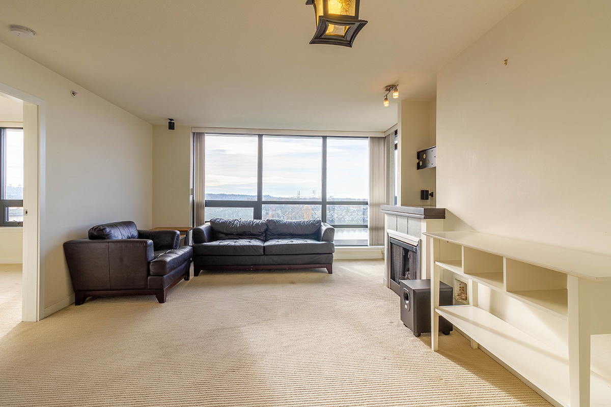 1304 1 Renaissance Square, New Westminster 3