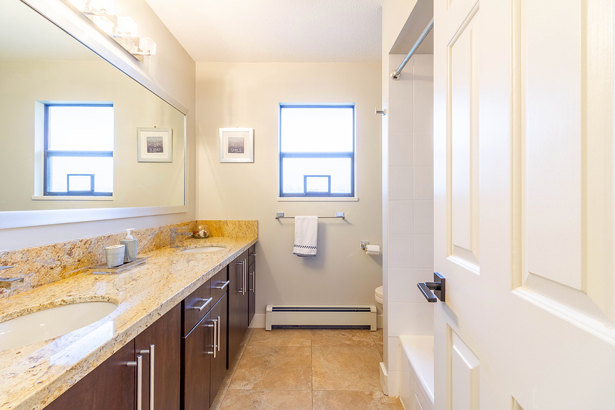 1302 Phillips Avenue, Burnaby North 24