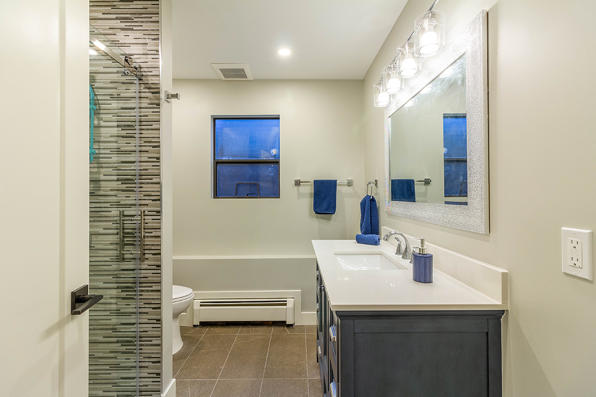 1302 Phillips Avenue, Burnaby North 35