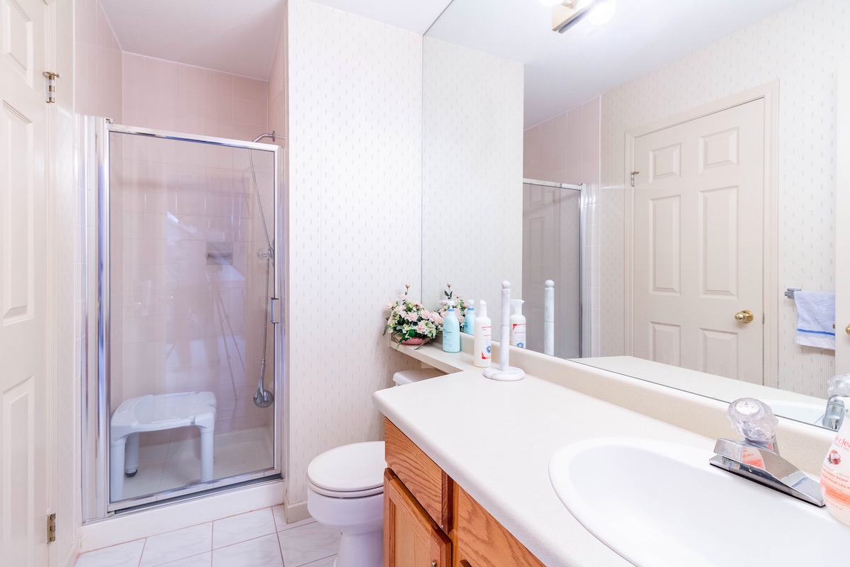 9838 Tuttle Avenue, Richmond 19