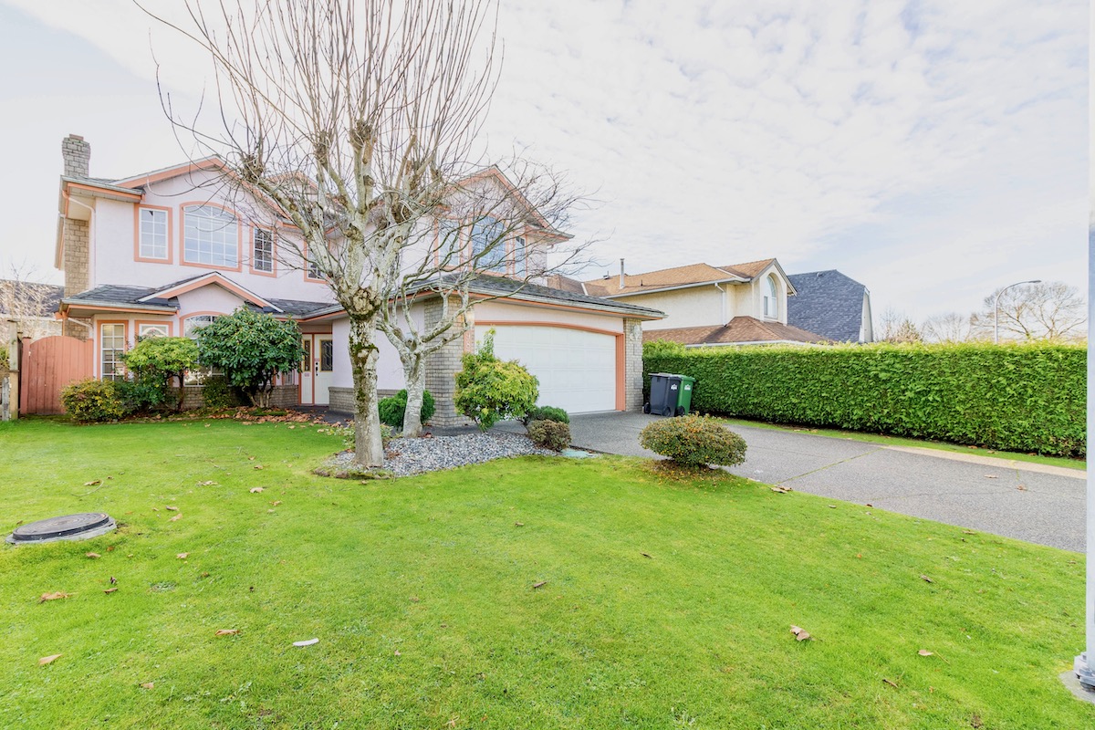 9838 Tuttle Avenue, Richmond 3