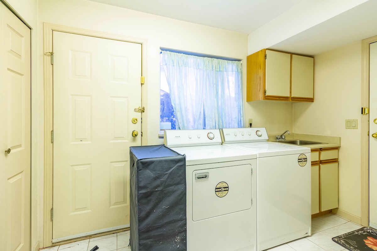 9838 Tuttle Avenue, Richmond 34