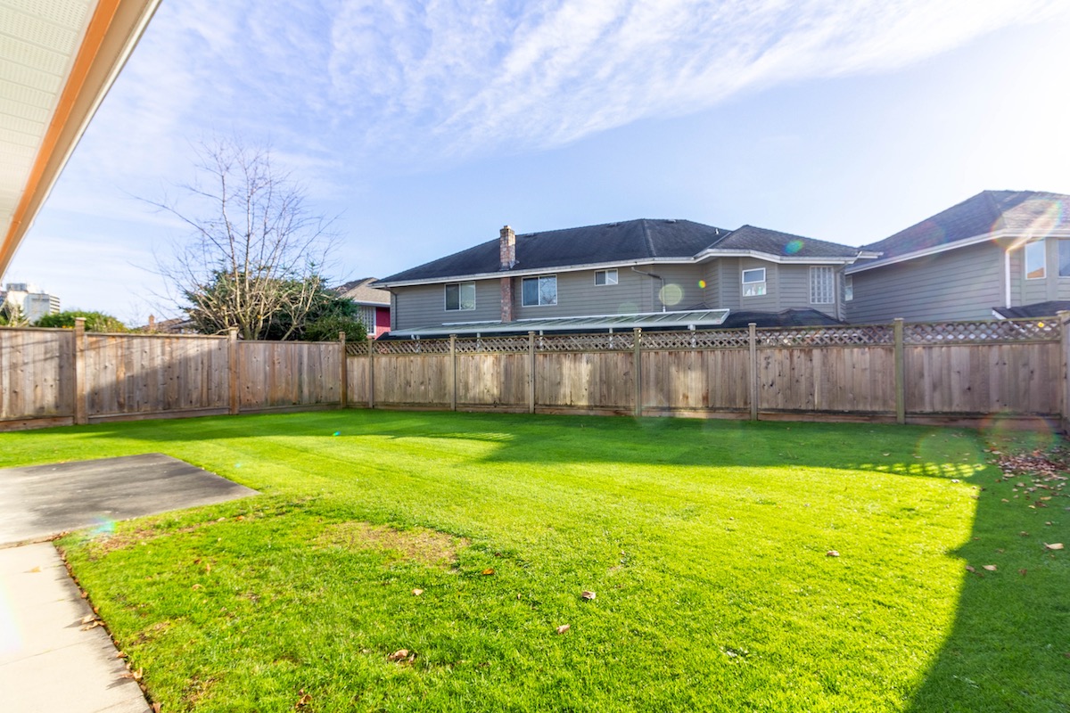 9838 Tuttle Avenue, Richmond 35