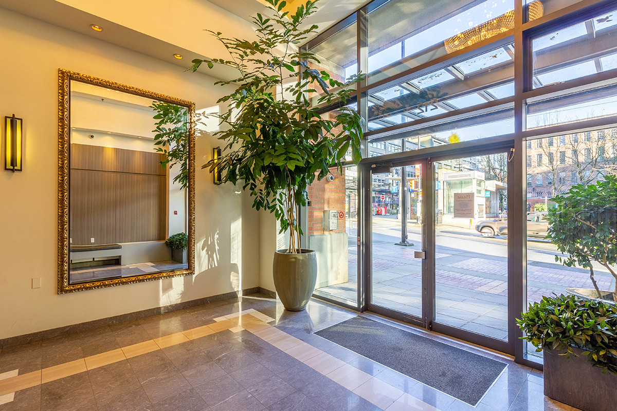 1705 212 Davie Street, Vancouver West 3