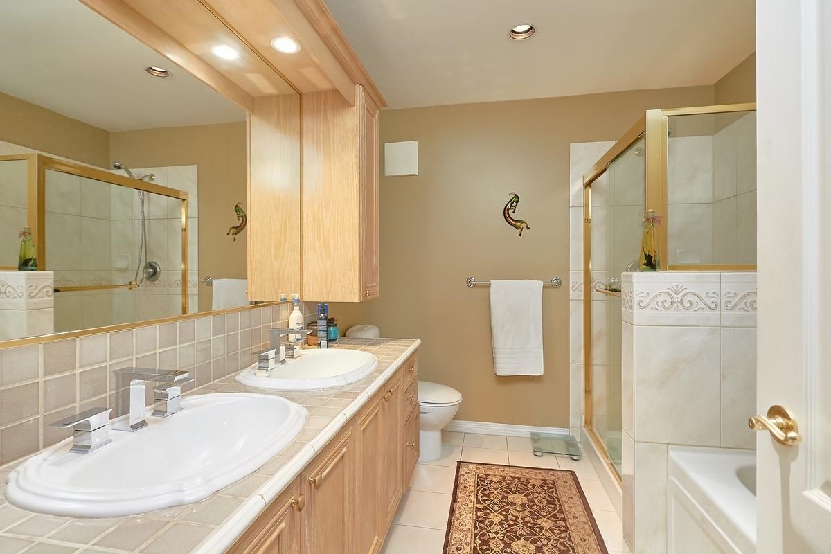 16 5201 Oakmount Crescent, Burnaby South 12