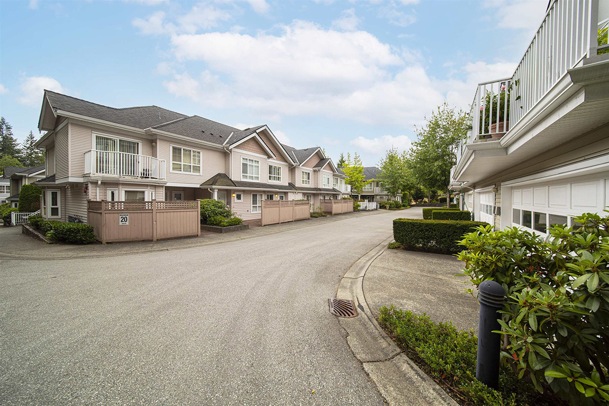 15 6670 Rumble Street, Burnaby South 32