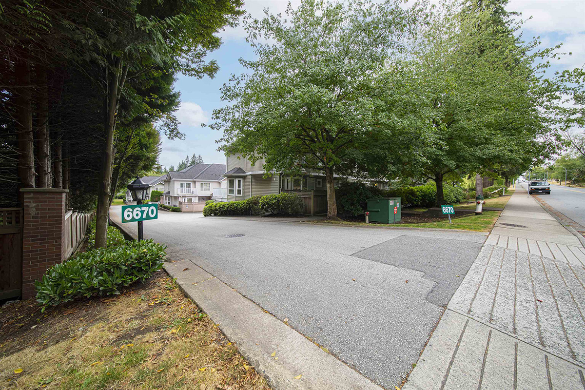 15 6670 Rumble Street, Burnaby South 34