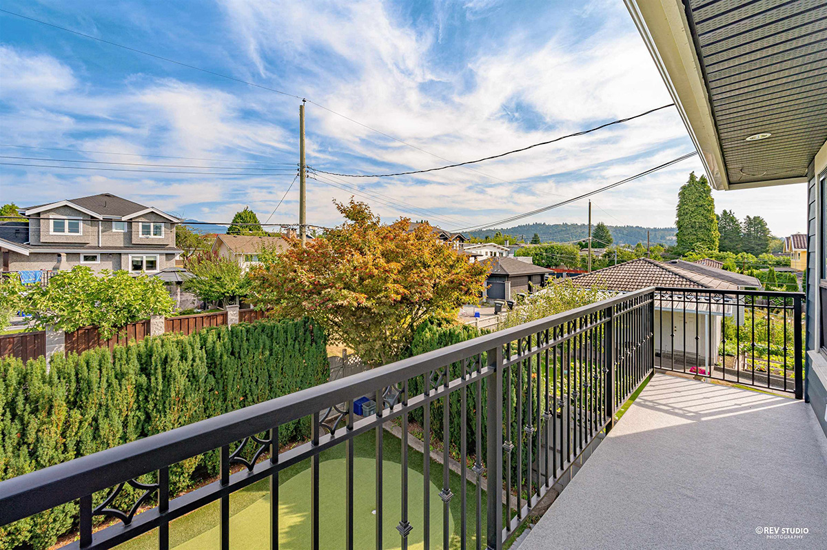 6561 Winch Street, Burnaby North 26