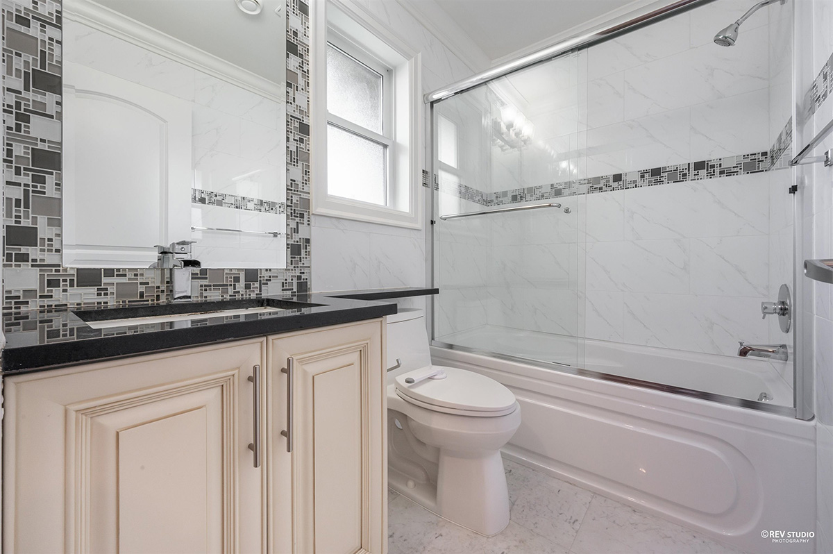 6561 Winch Street, Burnaby North 31