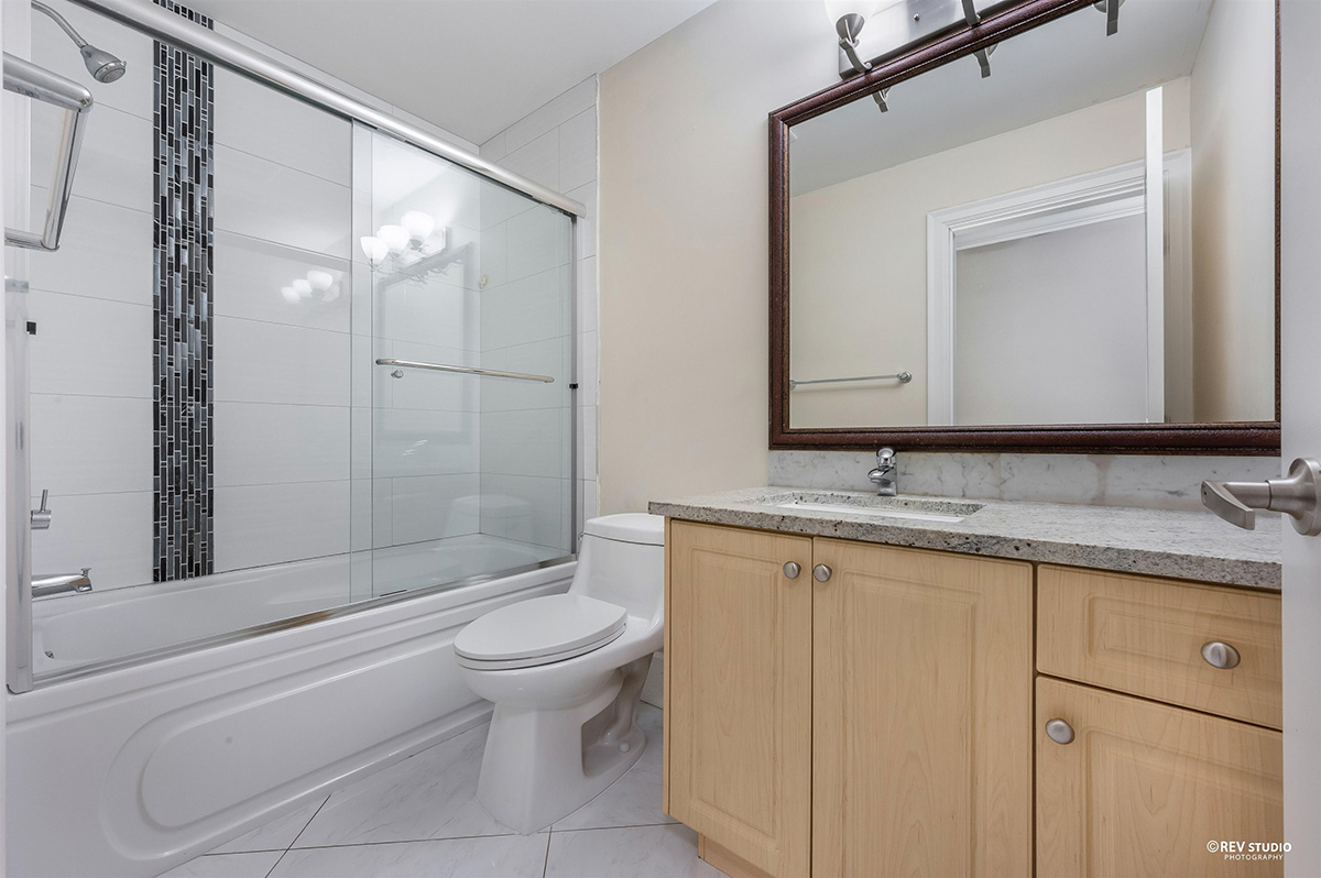 6561 Winch Street, Burnaby North 35
