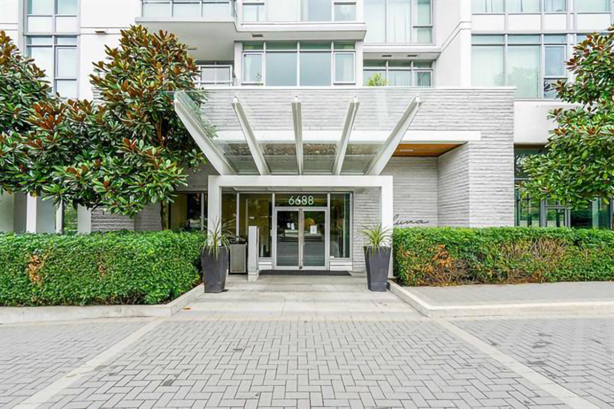 1705 6688 Arcola Street, Burnaby South 3