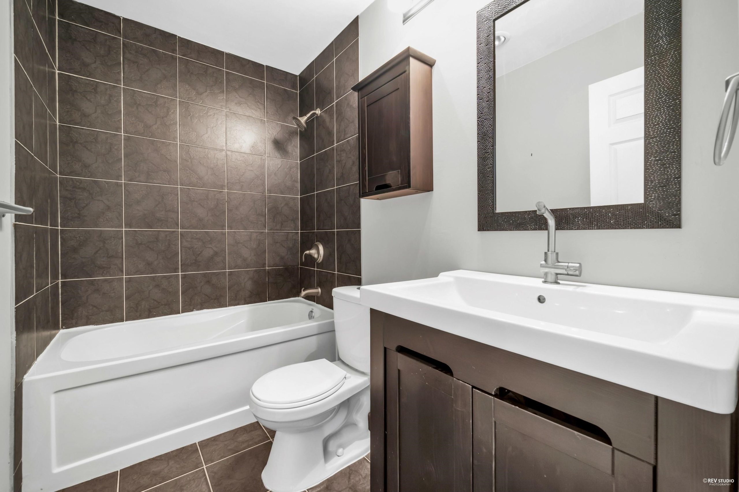 384 8333 Jones Road, Richmond 17