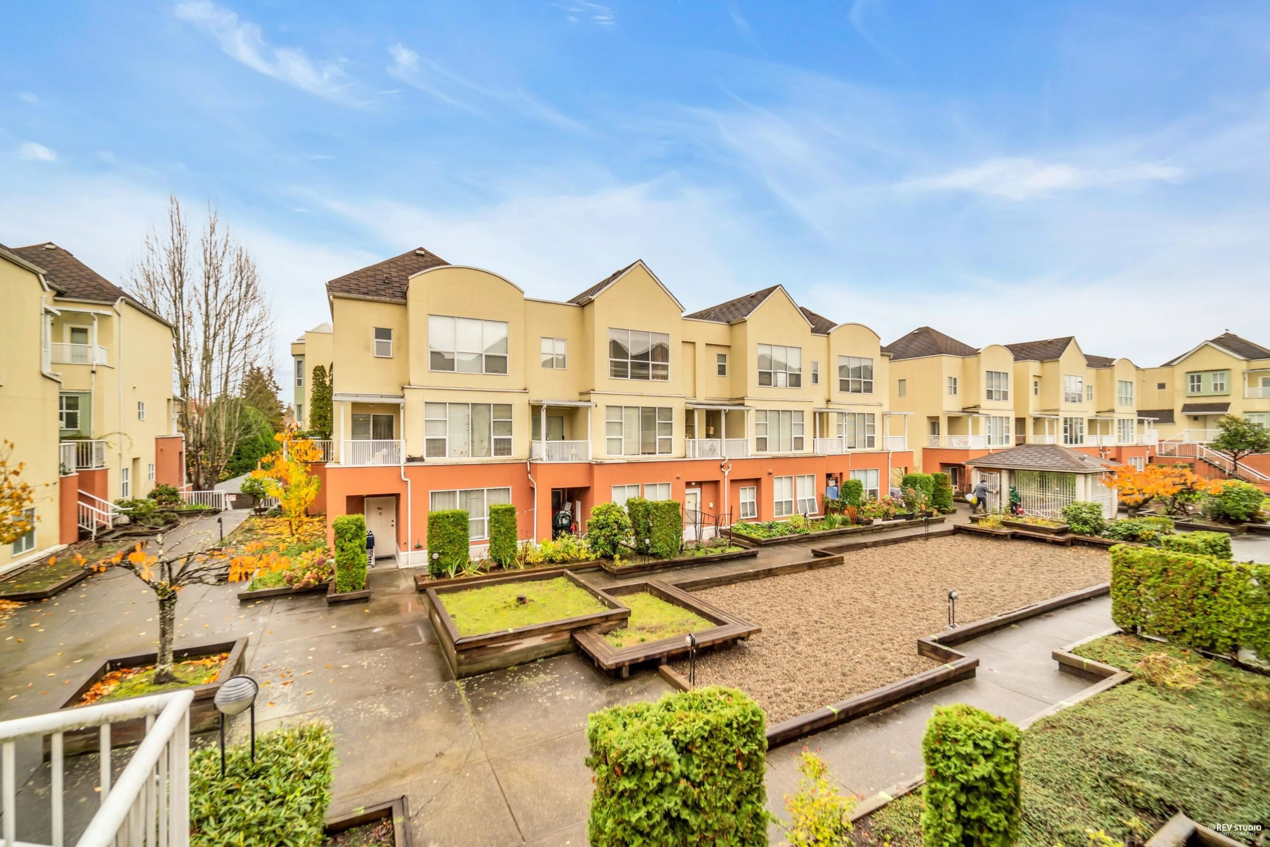 384 8333 Jones Road, Richmond 19