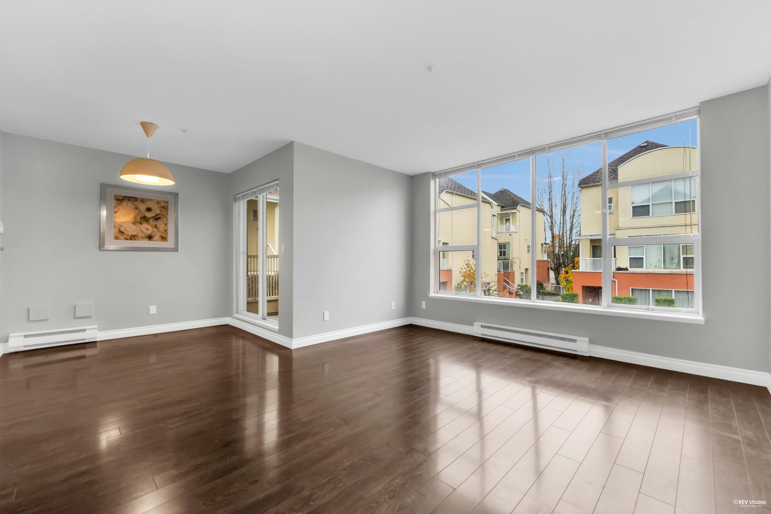 384 8333 Jones Road, Richmond 3
