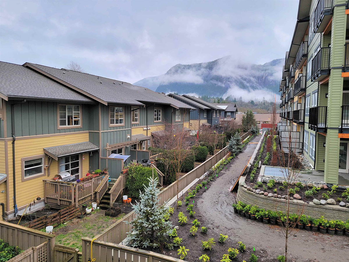 38358 Eaglewind Boulevard, Squamish 12