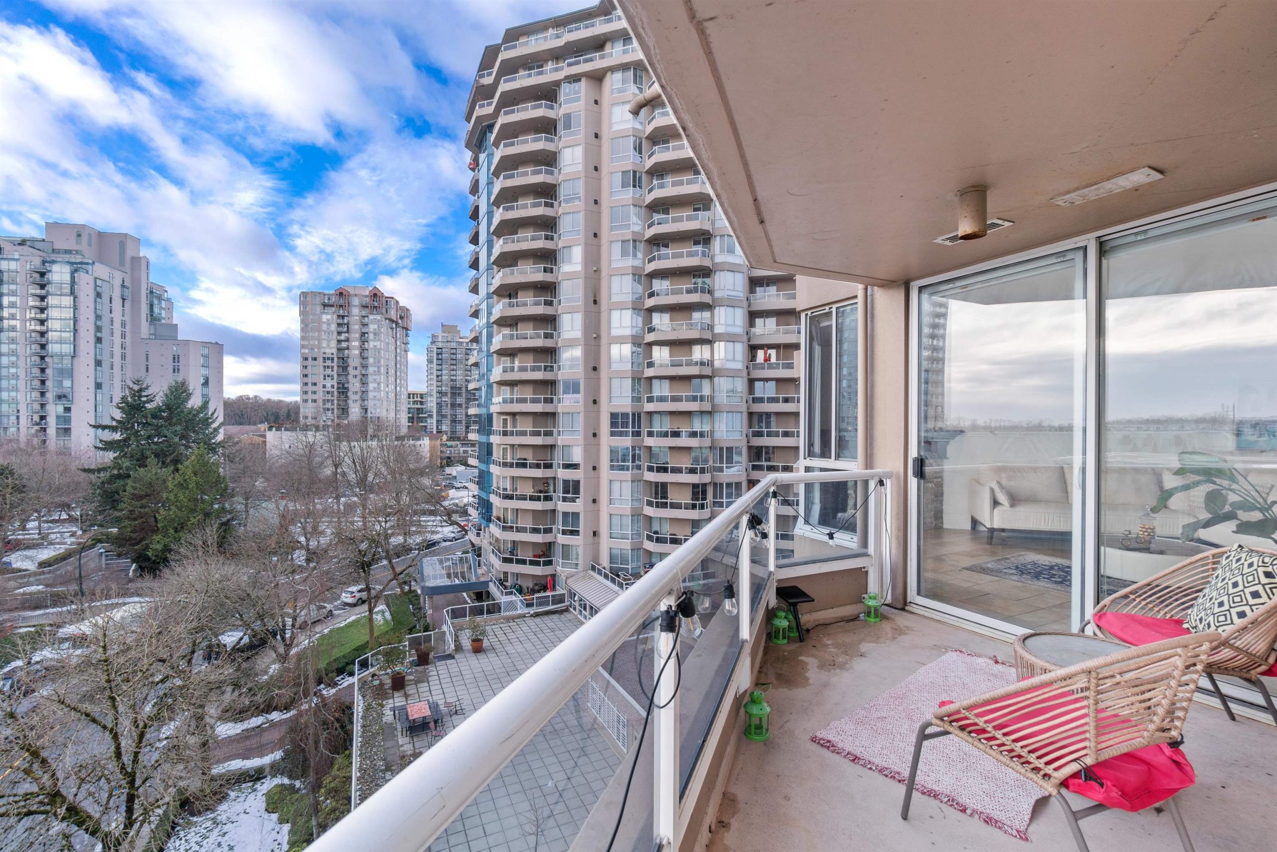 701 1235 Quayside Drive, New Westminster 22