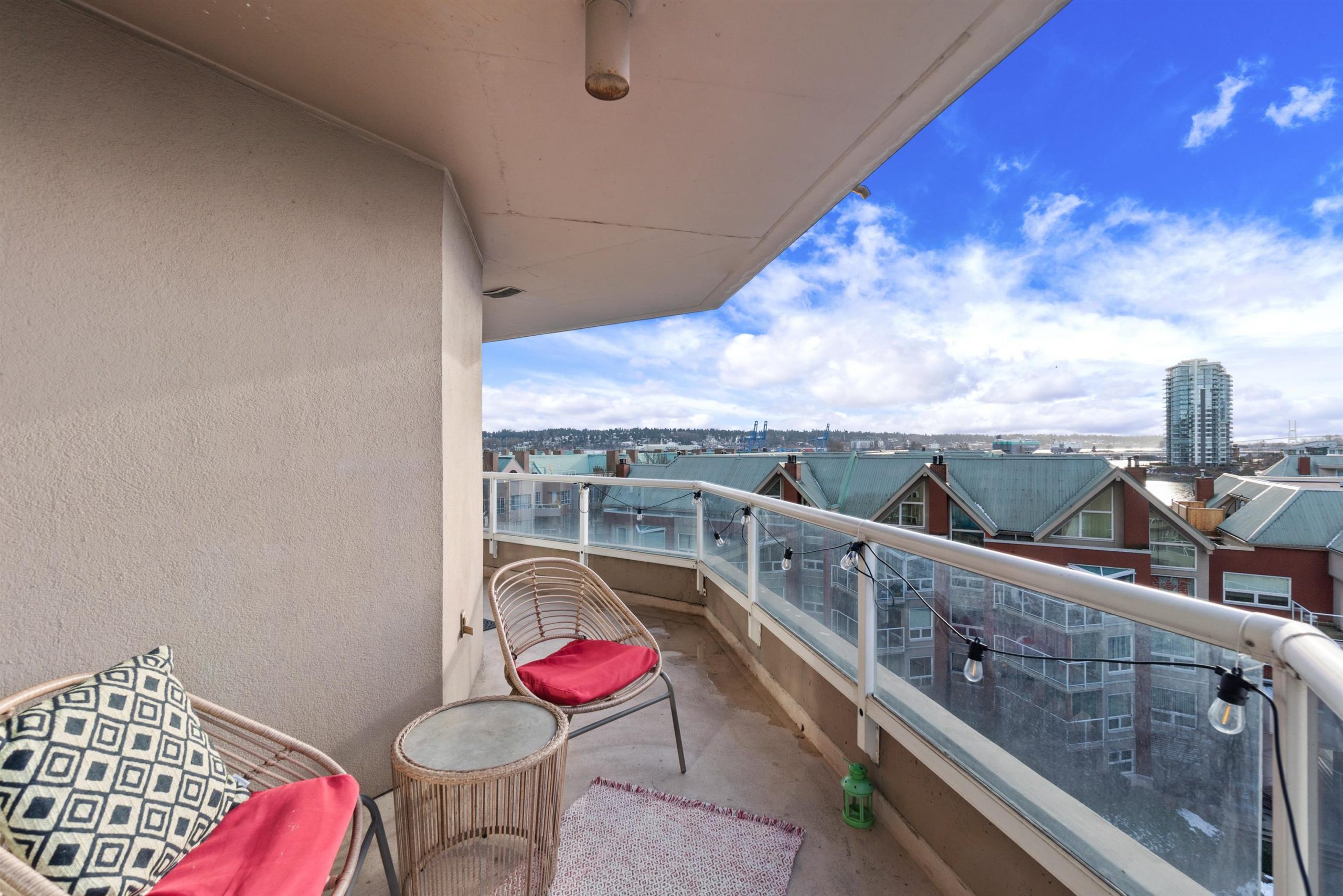 701 1235 Quayside Drive, New Westminster 23