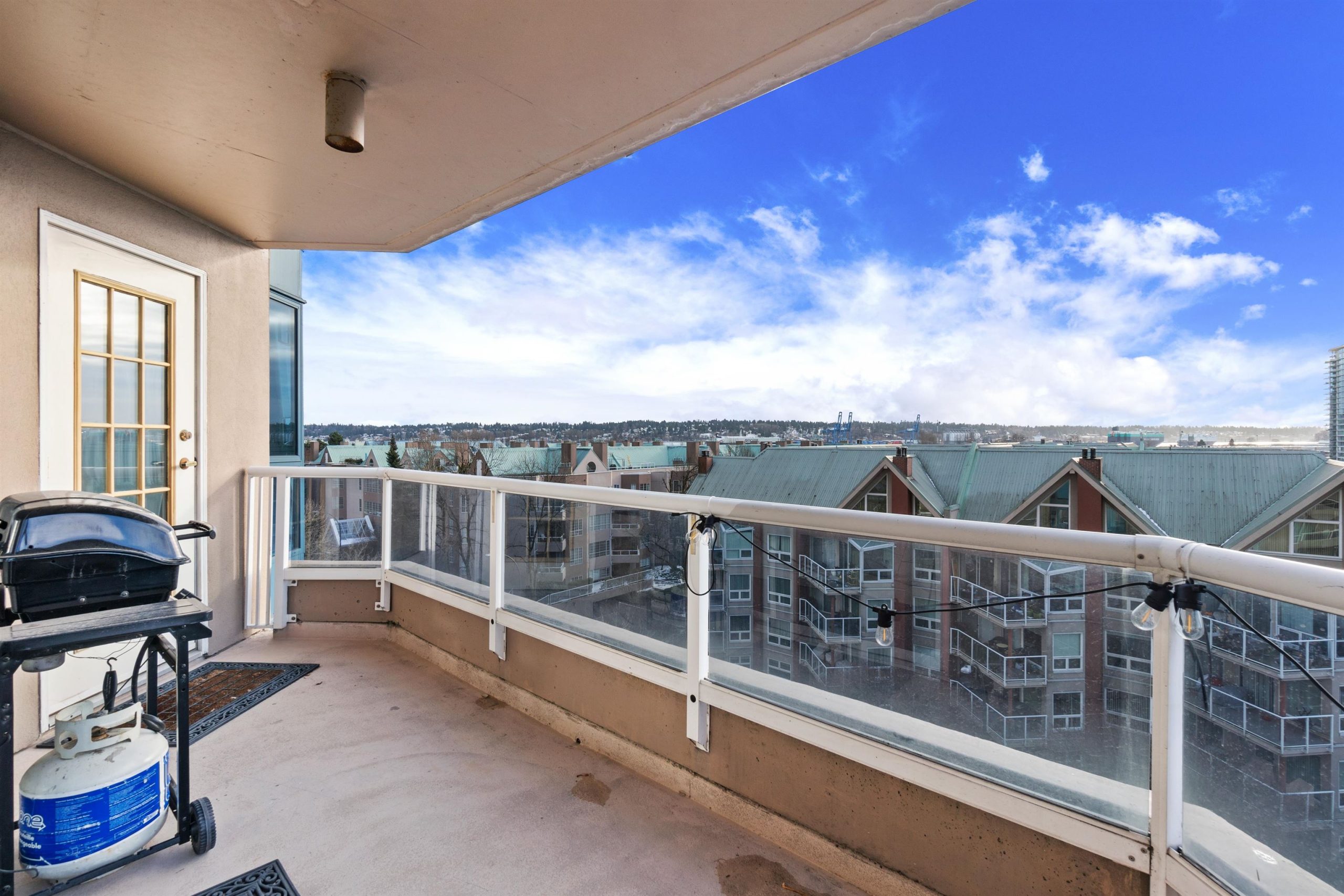 701 1235 Quayside Drive, New Westminster 24