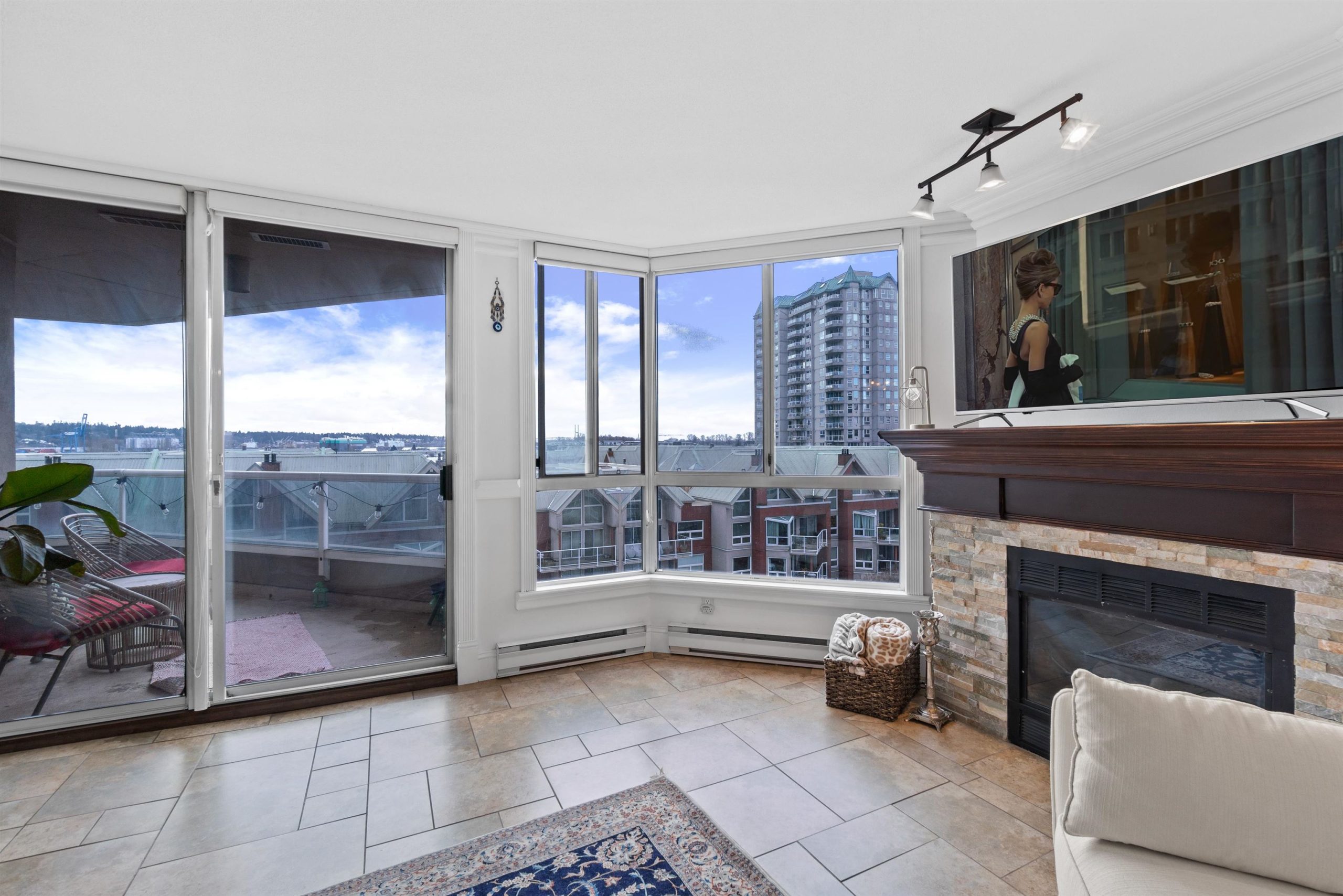 701 1235 Quayside Drive, New Westminster 6