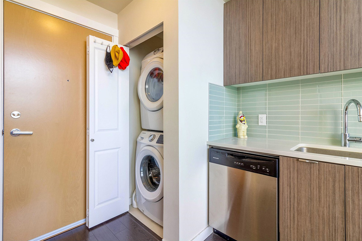 510 9877 University Crescent, Burnaby North 20
