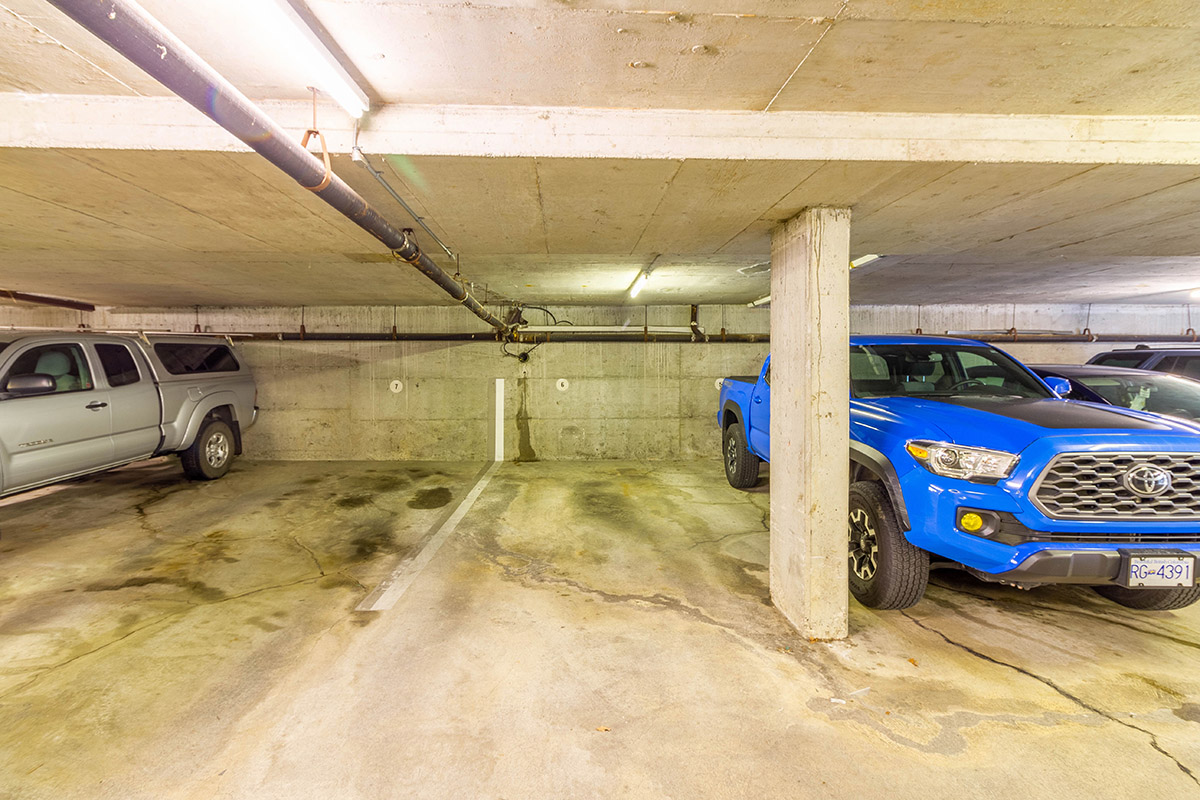 304 1650 Chesterfield Avenue, North Vancouver 27