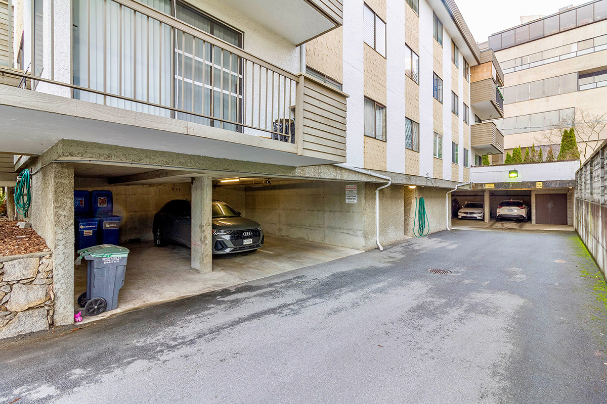 304 1650 Chesterfield Avenue, North Vancouver 28