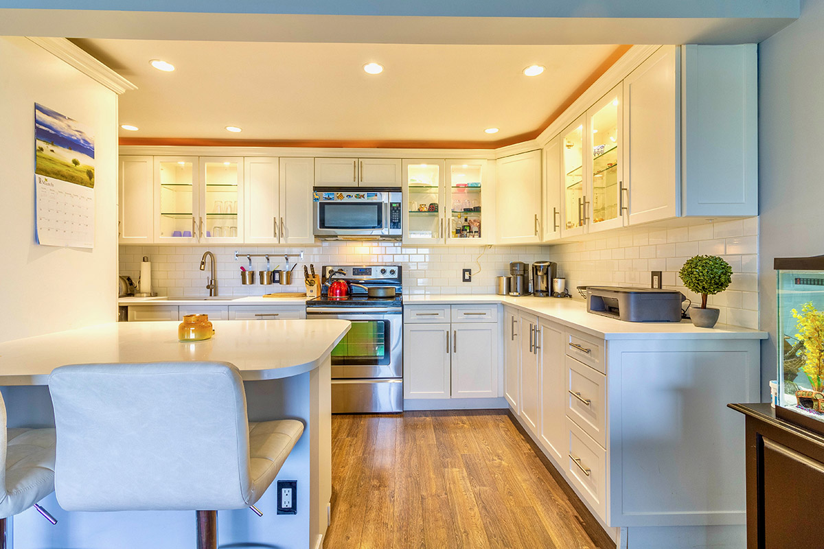 304 1650 Chesterfield Avenue, North Vancouver 7