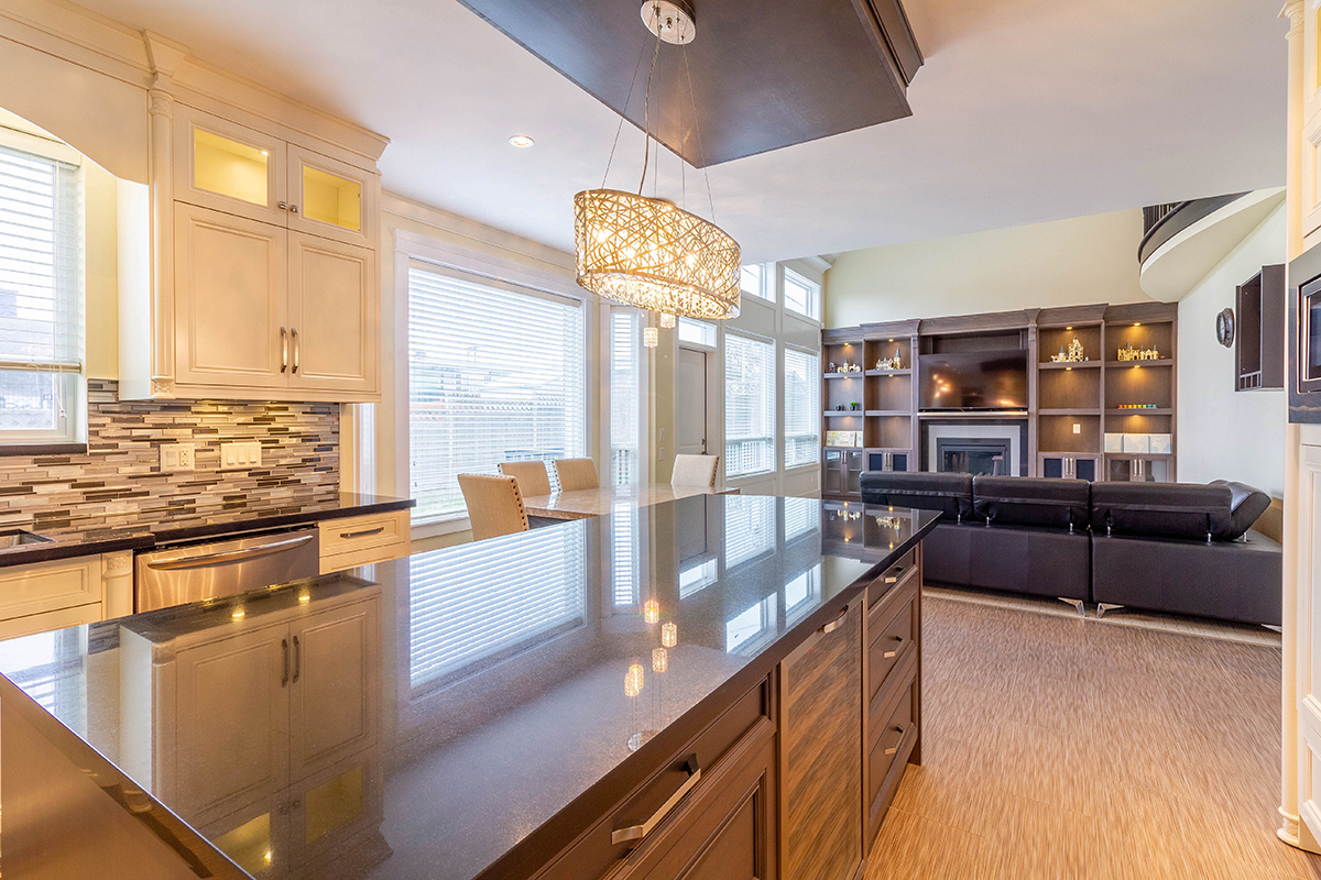 1730 Como Lake Avenue, Coquitlam 11