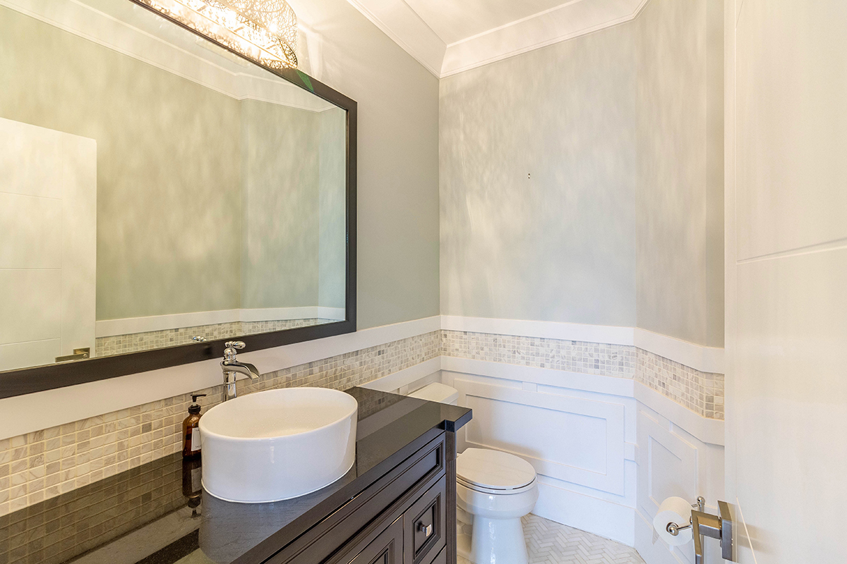 1730 Como Lake Avenue, Coquitlam 17
